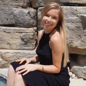 Meet your Posher, Abby